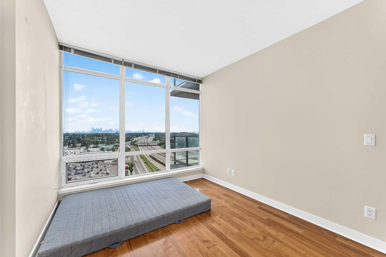 1304, 3820 Brentwood  NW