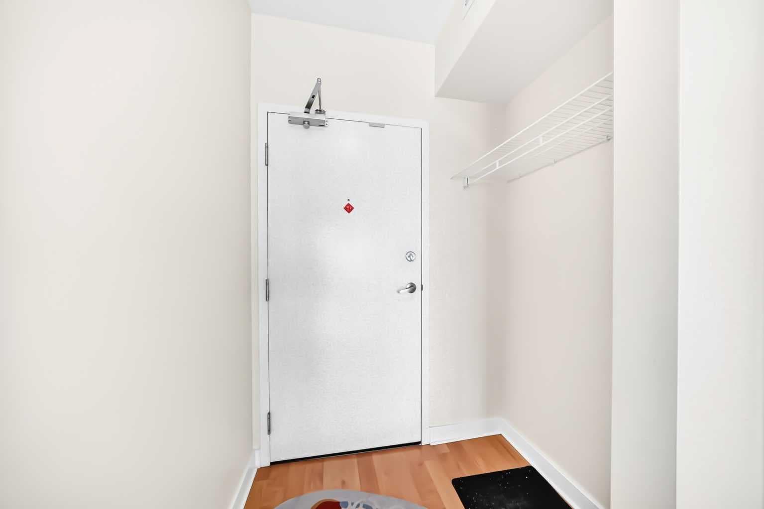 1304, 3820 Brentwood  NW