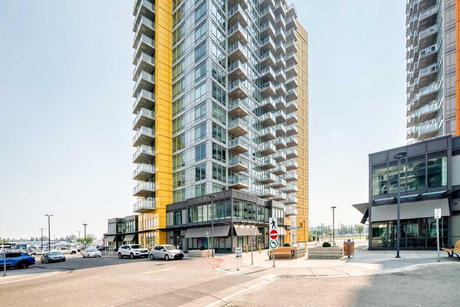 1304, 3820 Brentwood  NW