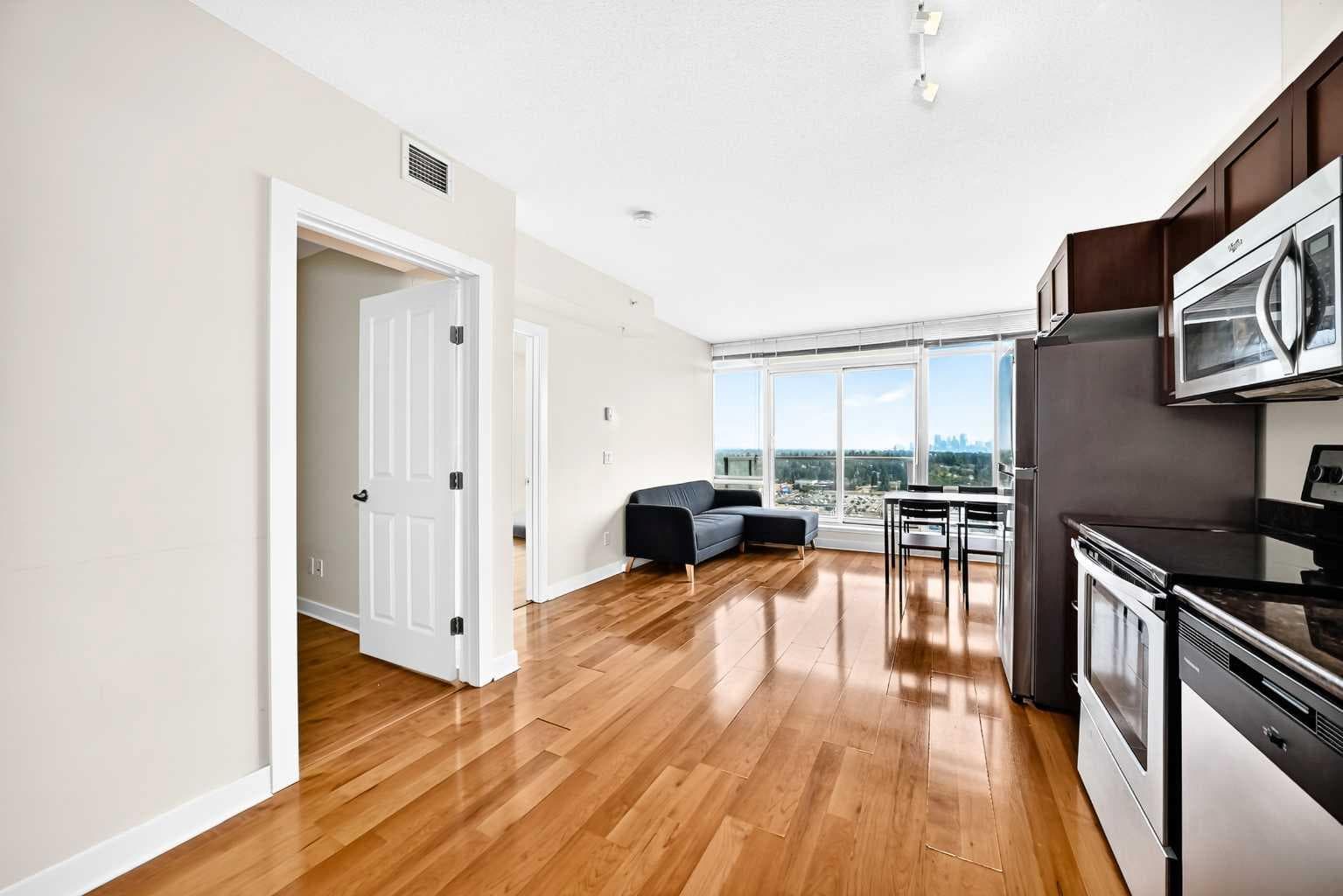 1304, 3820 Brentwood  NW