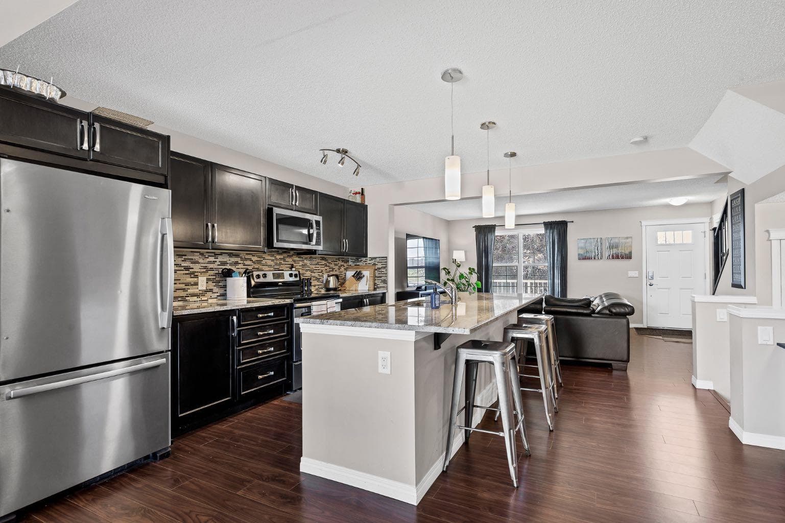 54 Autumn View SE