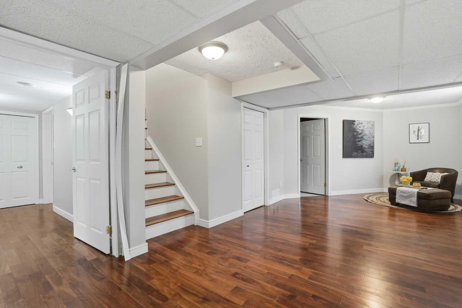 123 Schubert Hill NW