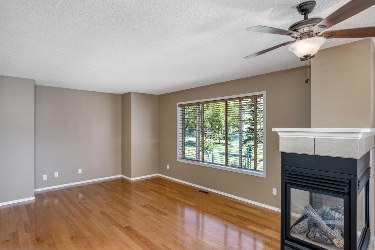 22 Glensummit Close 