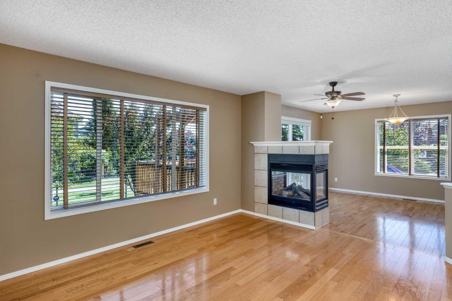 22 Glensummit Close 