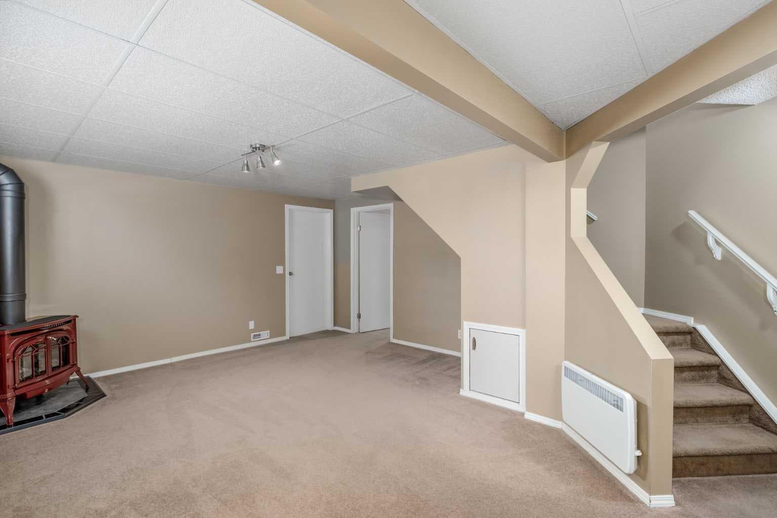 22 Glensummit Close 