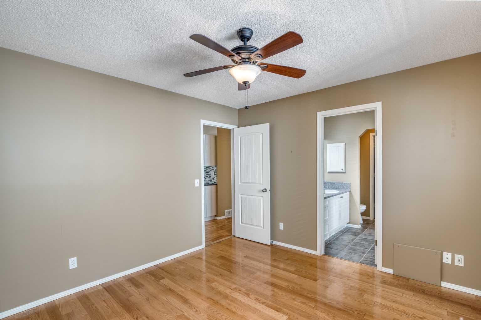22 Glensummit Close 