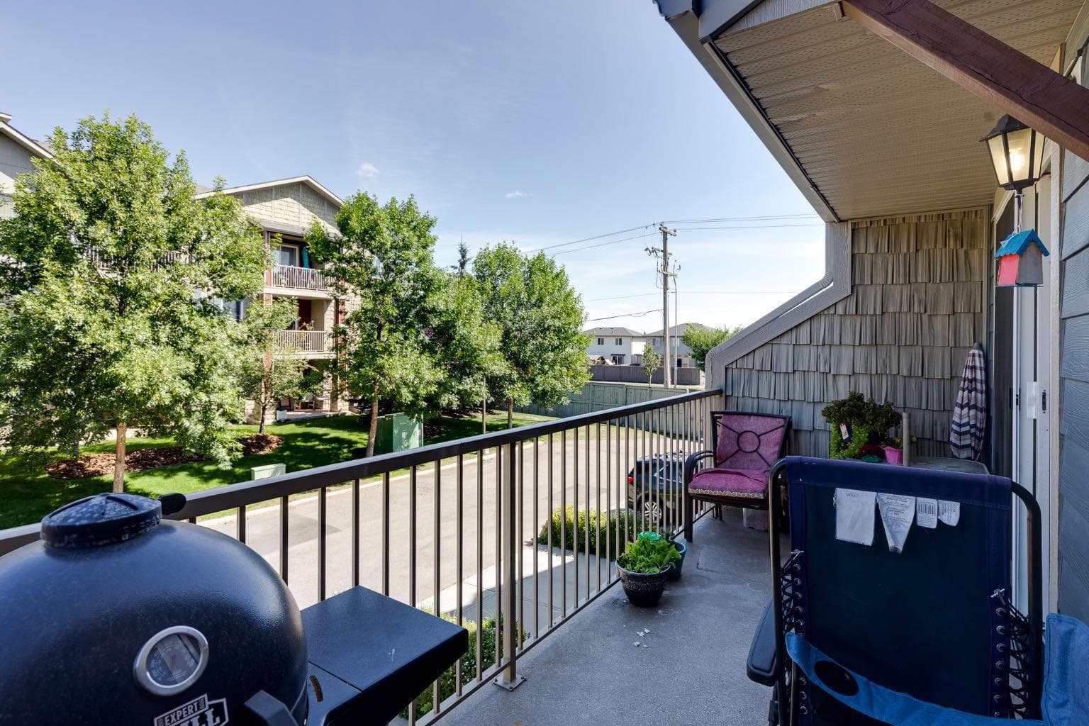7008, 2370 Bayside Road SW