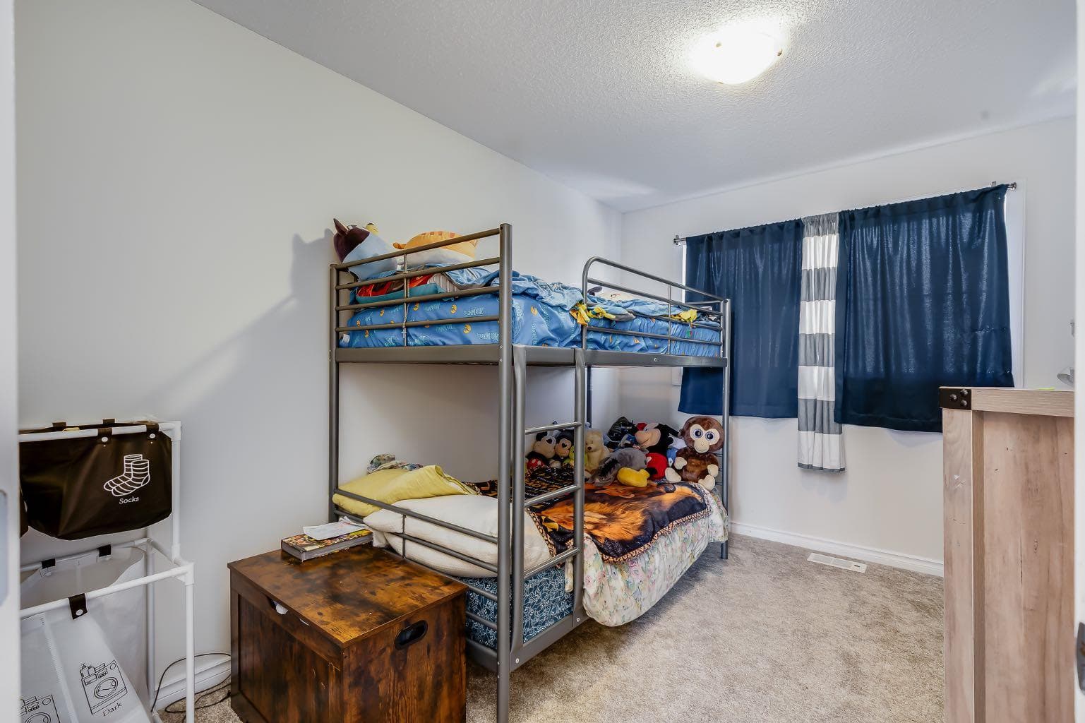7008, 2370 Bayside Road SW