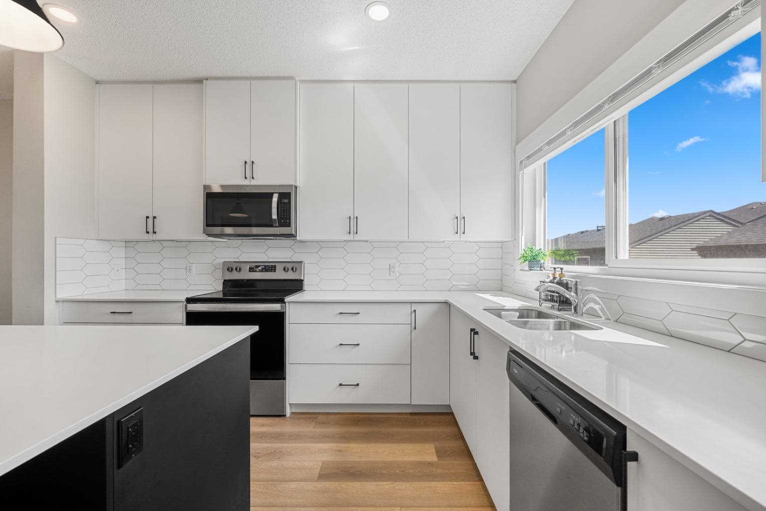 102 Midgrove Greenway SW