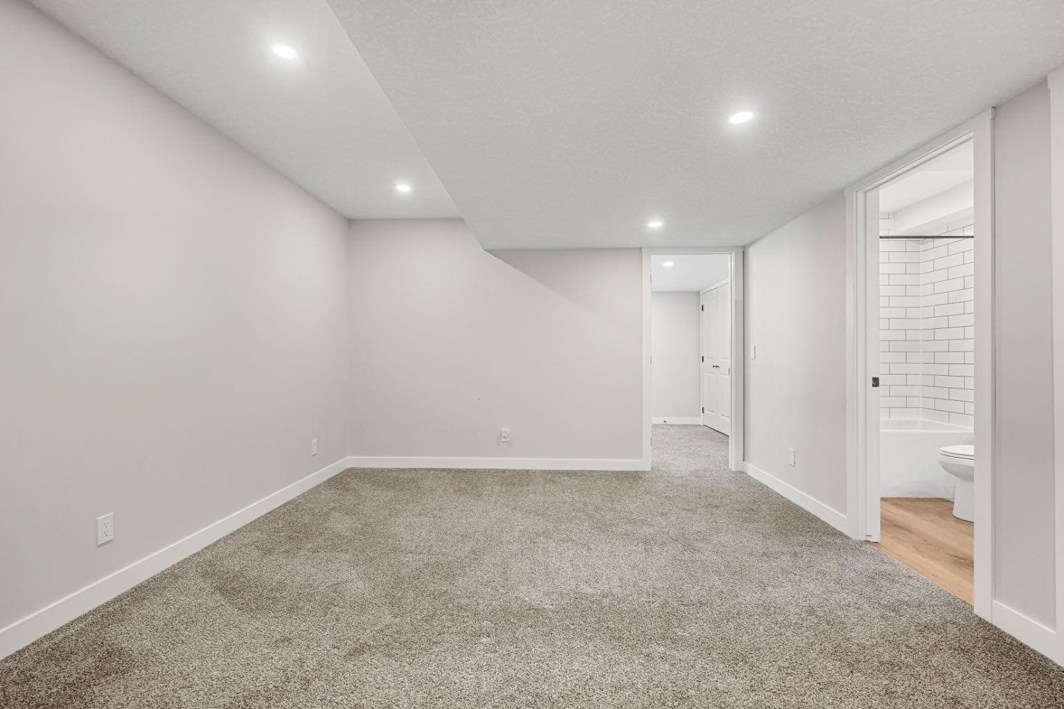102 Midgrove Greenway SW