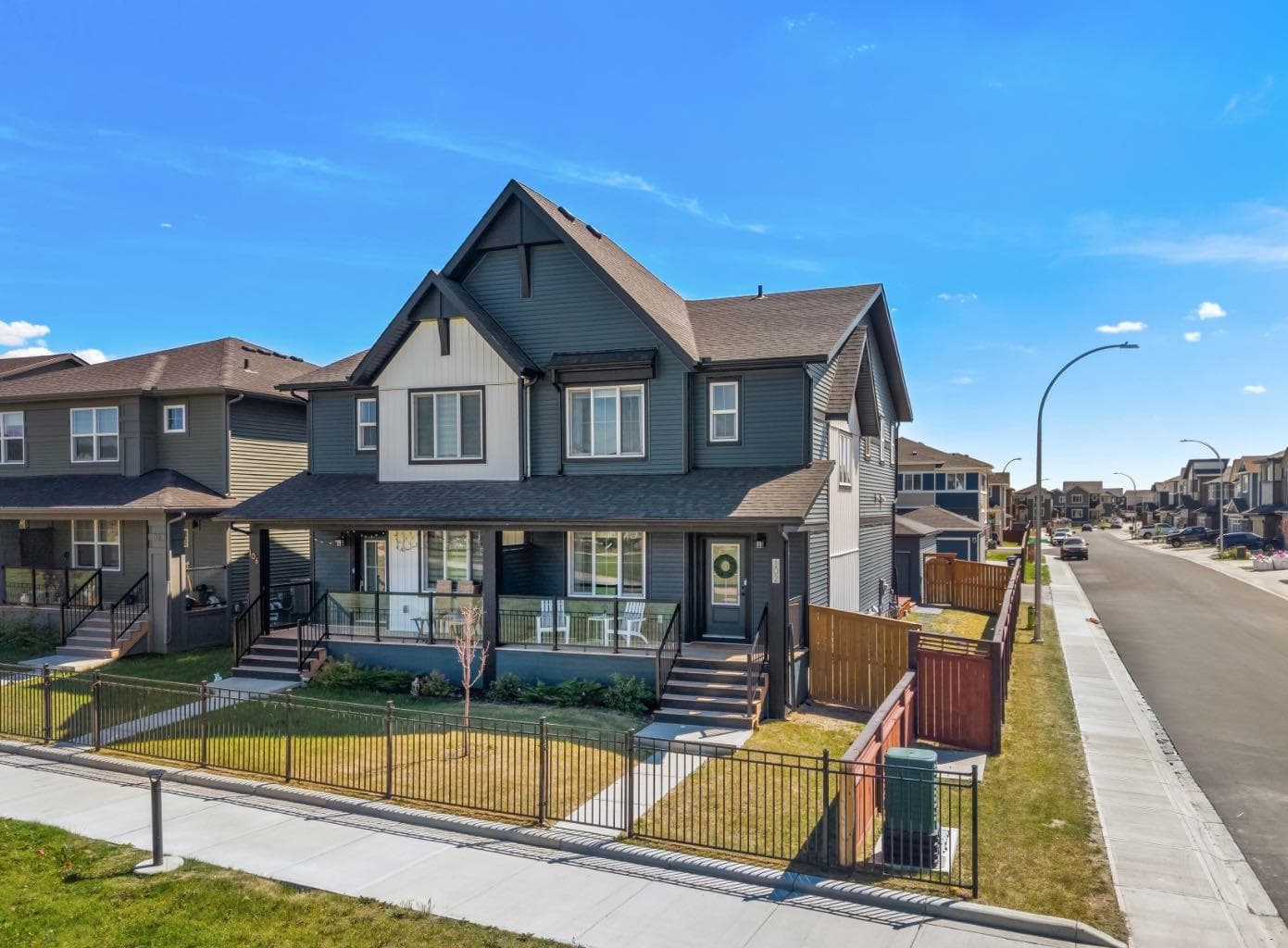 102 Midgrove Greenway SW