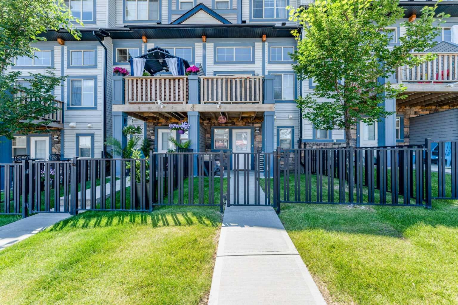 416 Sage Hill Grove NW