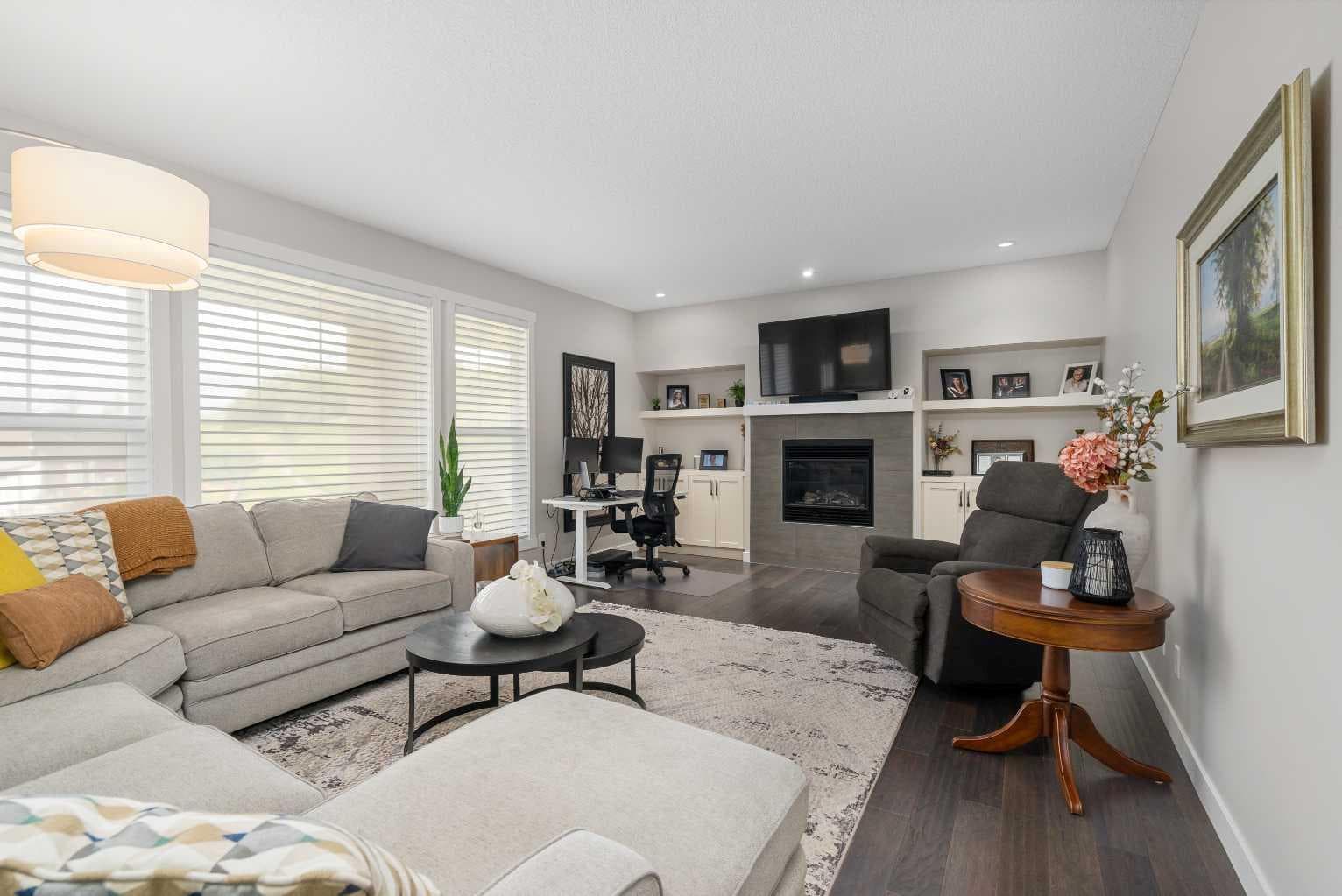 185 Cranbrook Villas SE