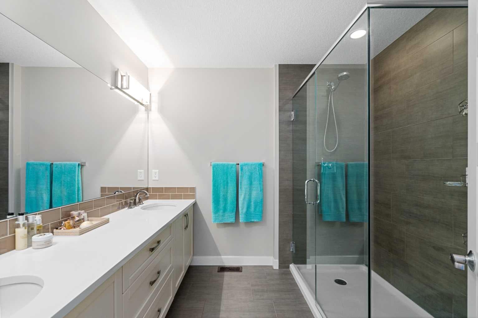 185 Cranbrook Villas SE