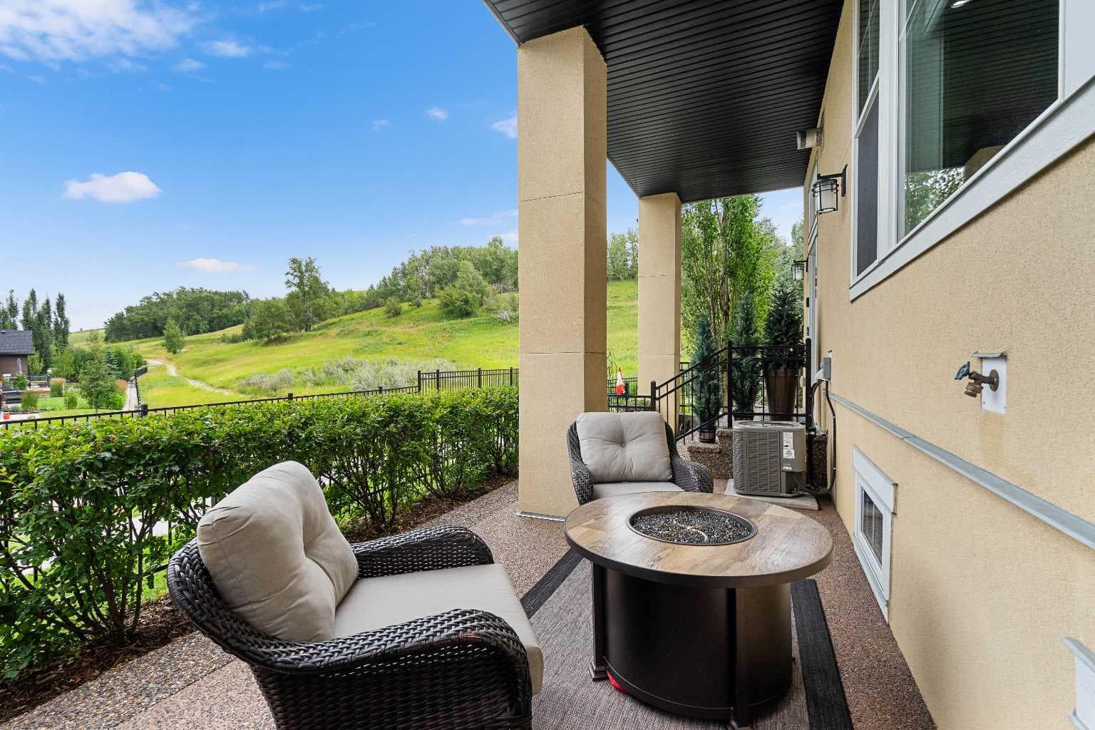 185 Cranbrook Villas SE
