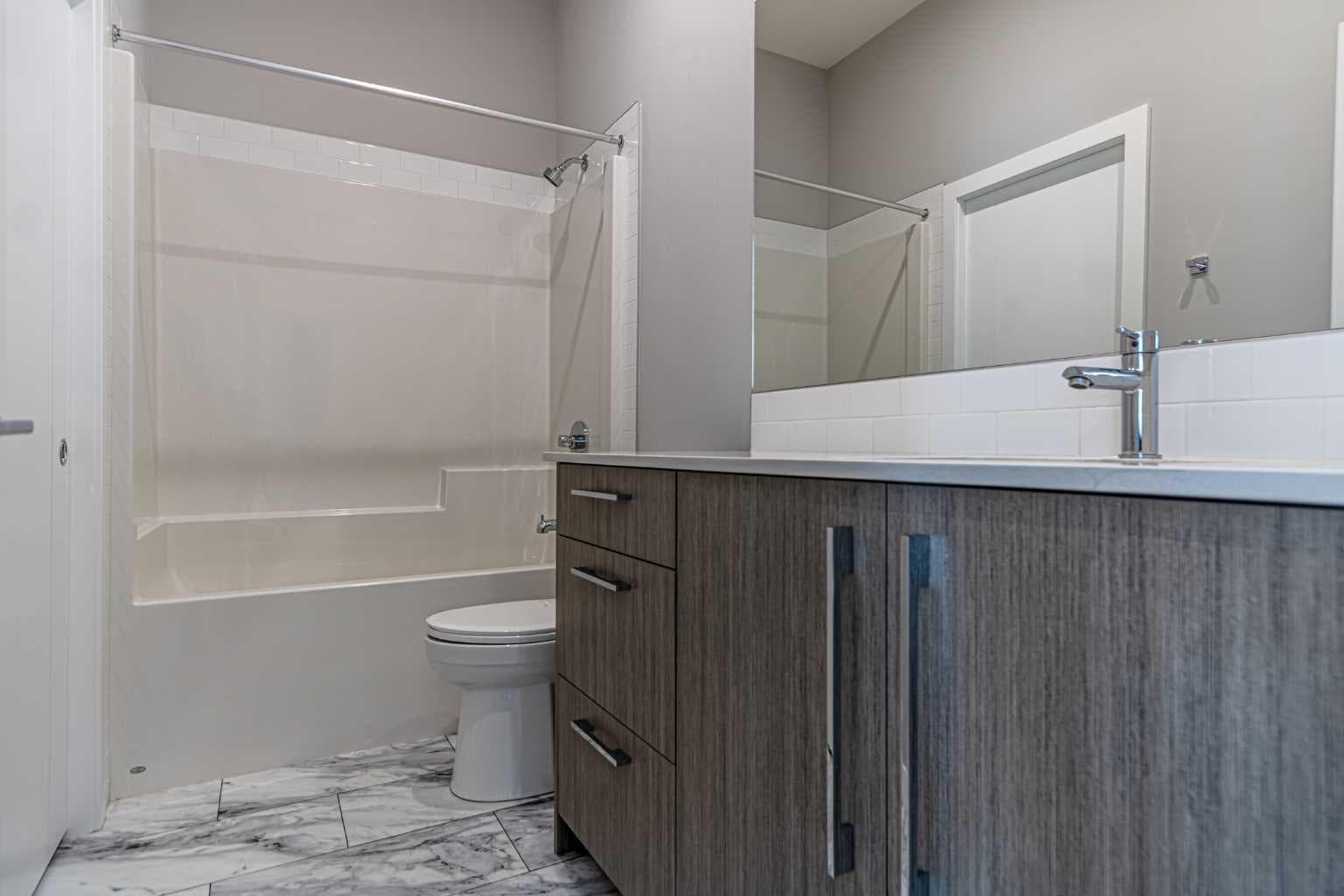 3122, 60 Skyview Ranch Road NE