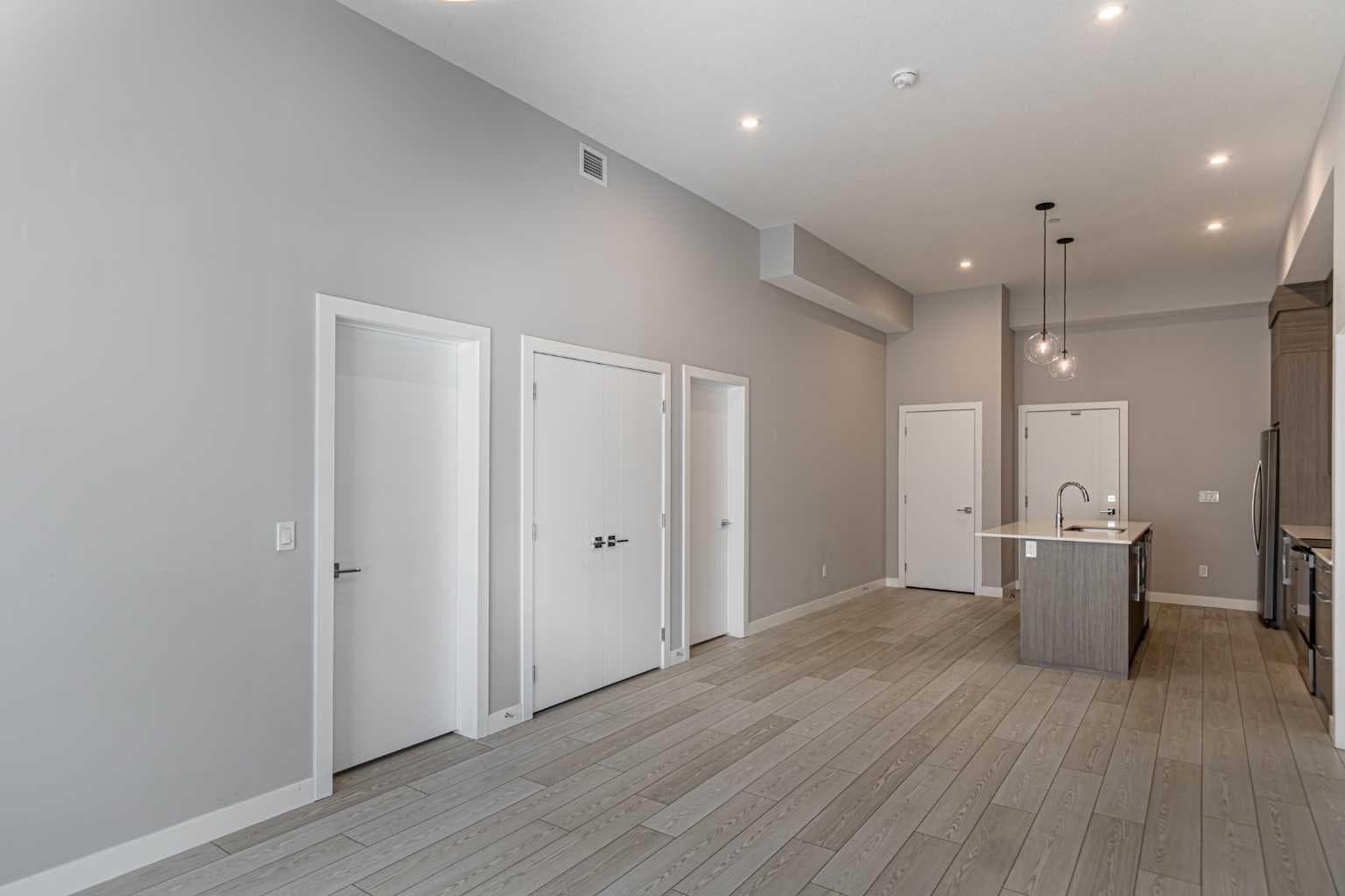 3122, 60 Skyview Ranch Road NE