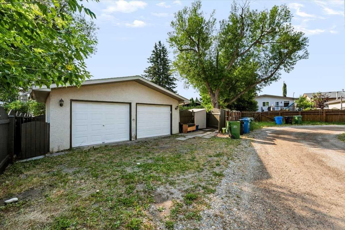10827 Brae Road SW