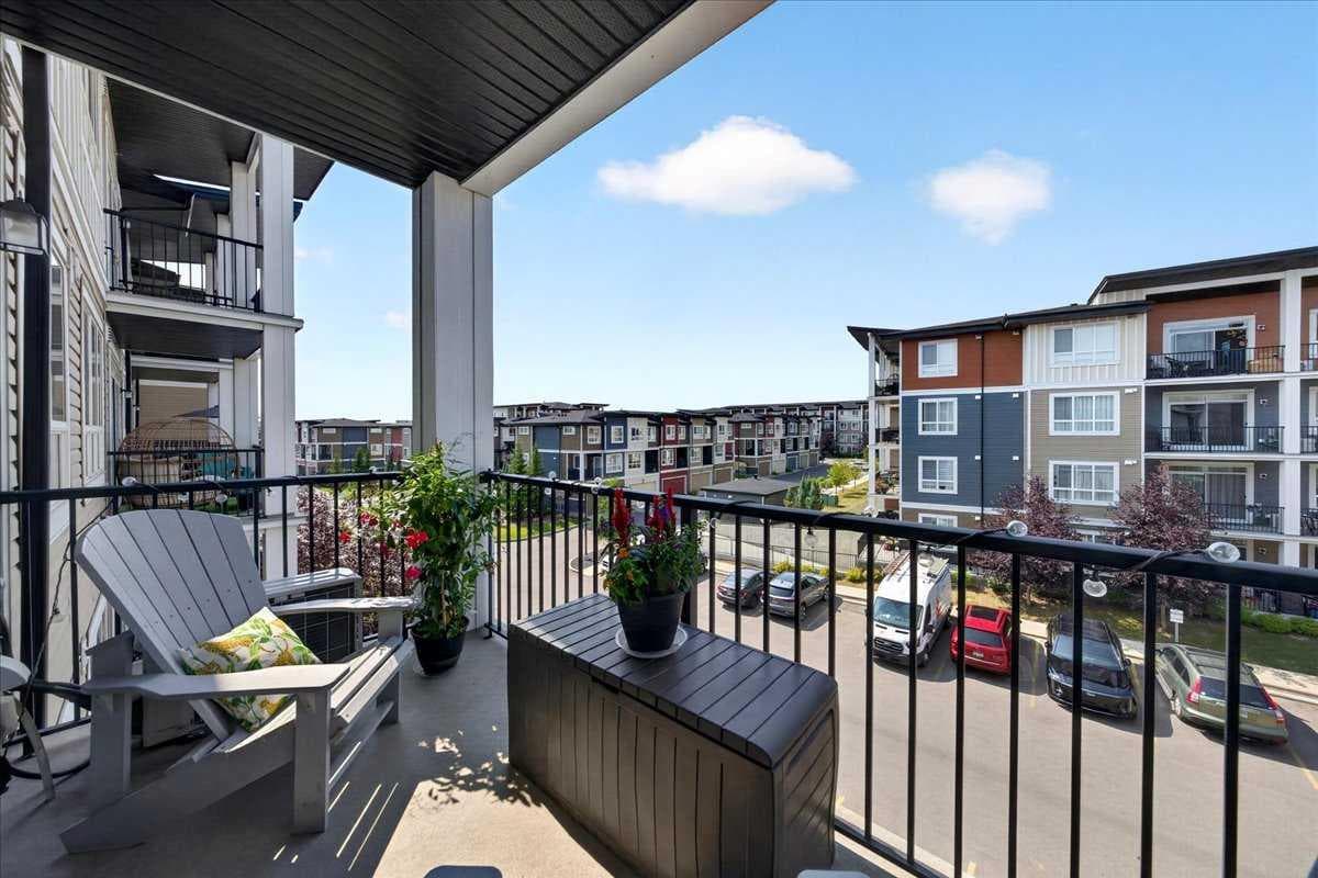 310, 10 Walgrove Walk SE