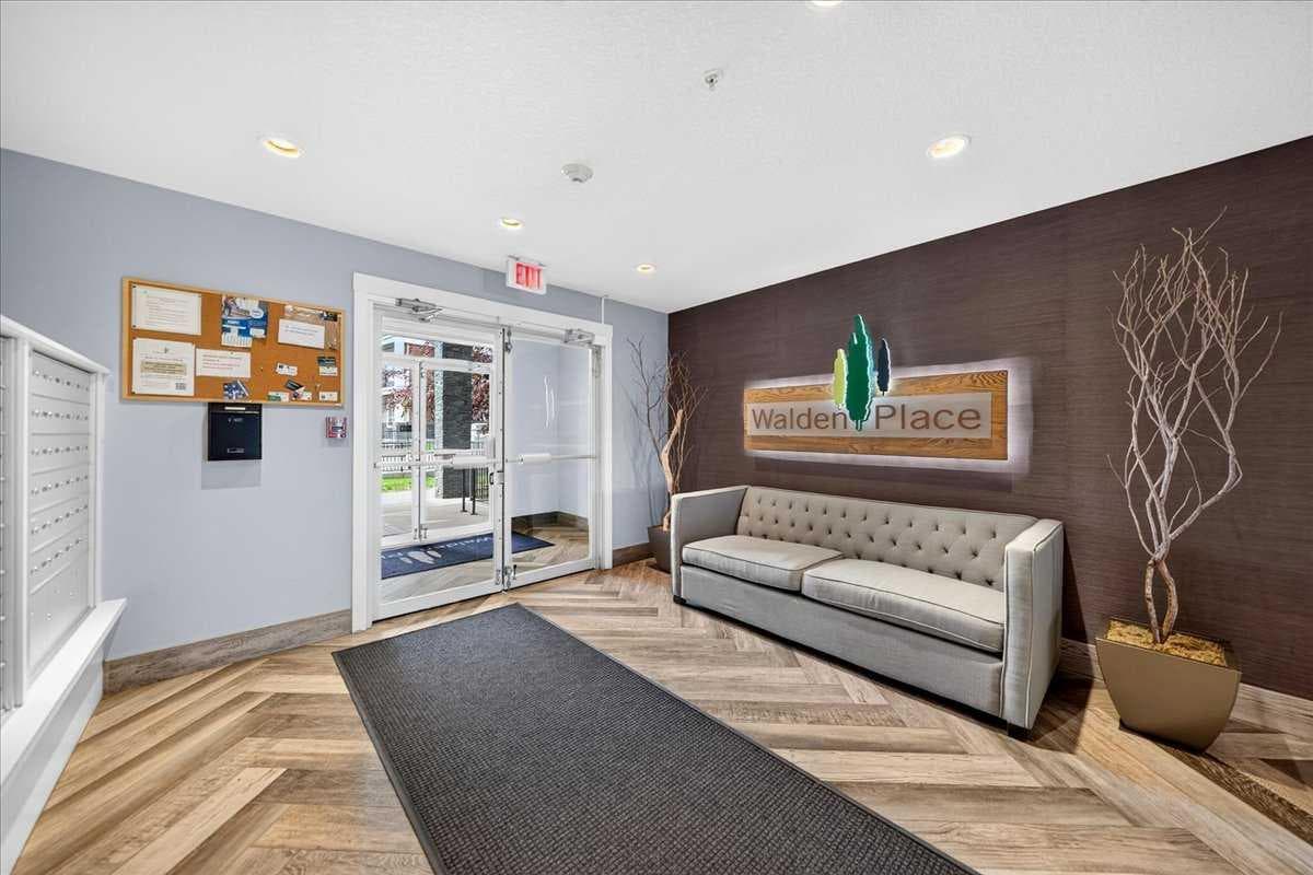310, 10 Walgrove Walk SE