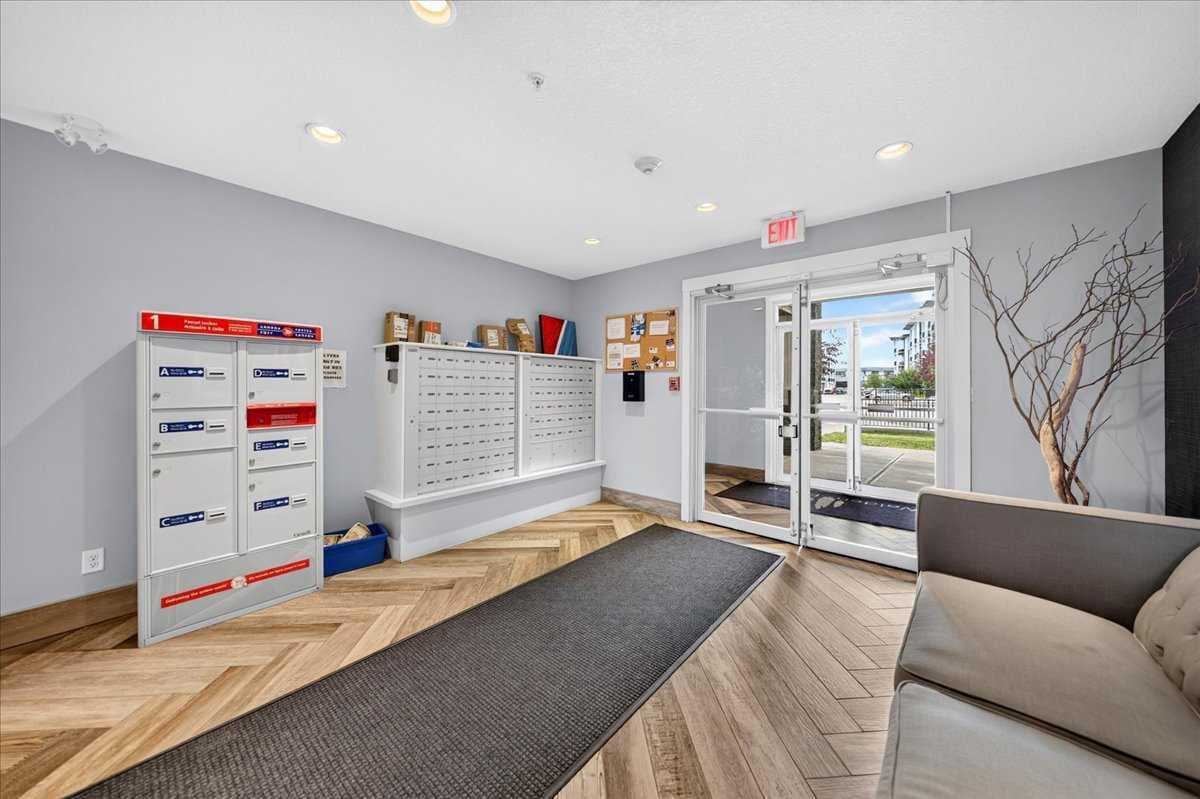 310, 10 Walgrove Walk SE