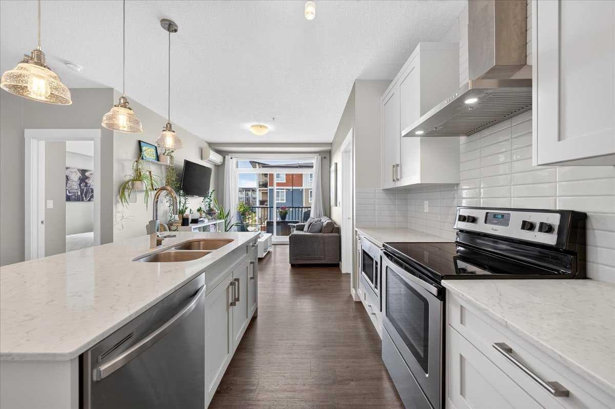 310, 10 Walgrove Walk SE