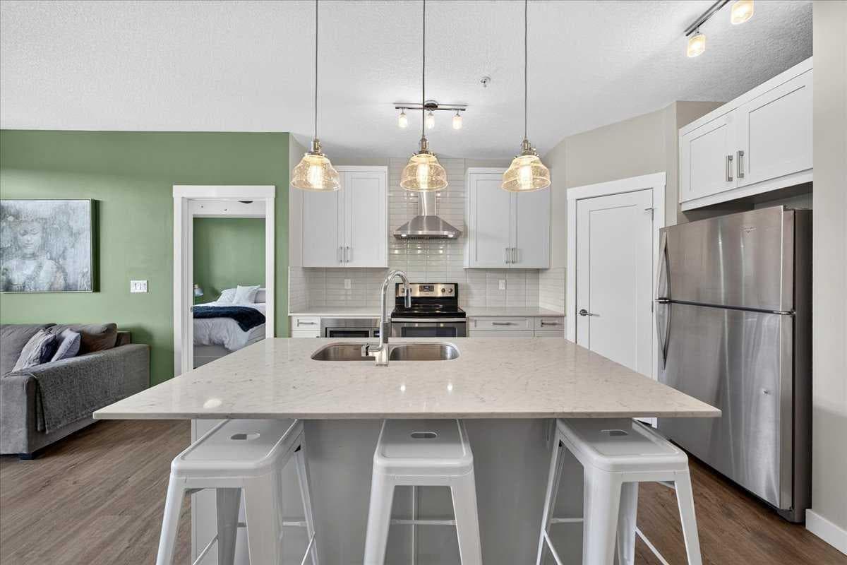 310, 10 Walgrove Walk SE