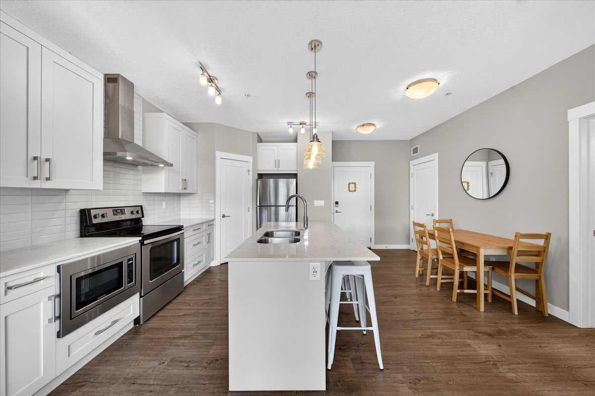 310, 10 Walgrove Walk SE