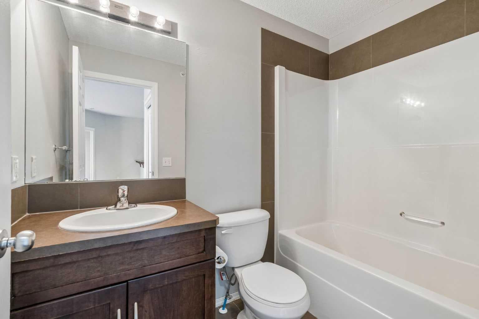 4410, 115 Prestwick Villas SE