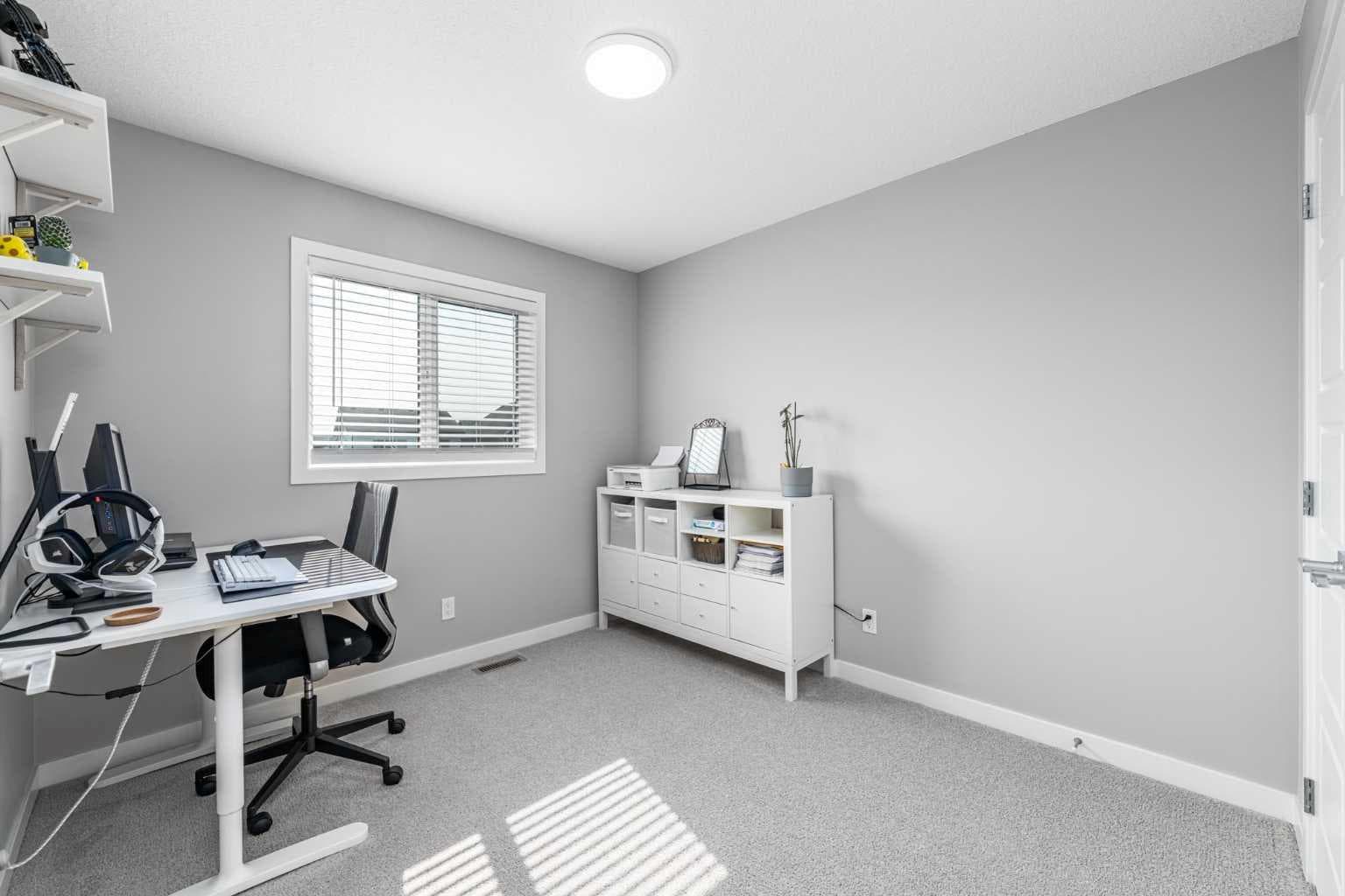 317 Ellen Park 