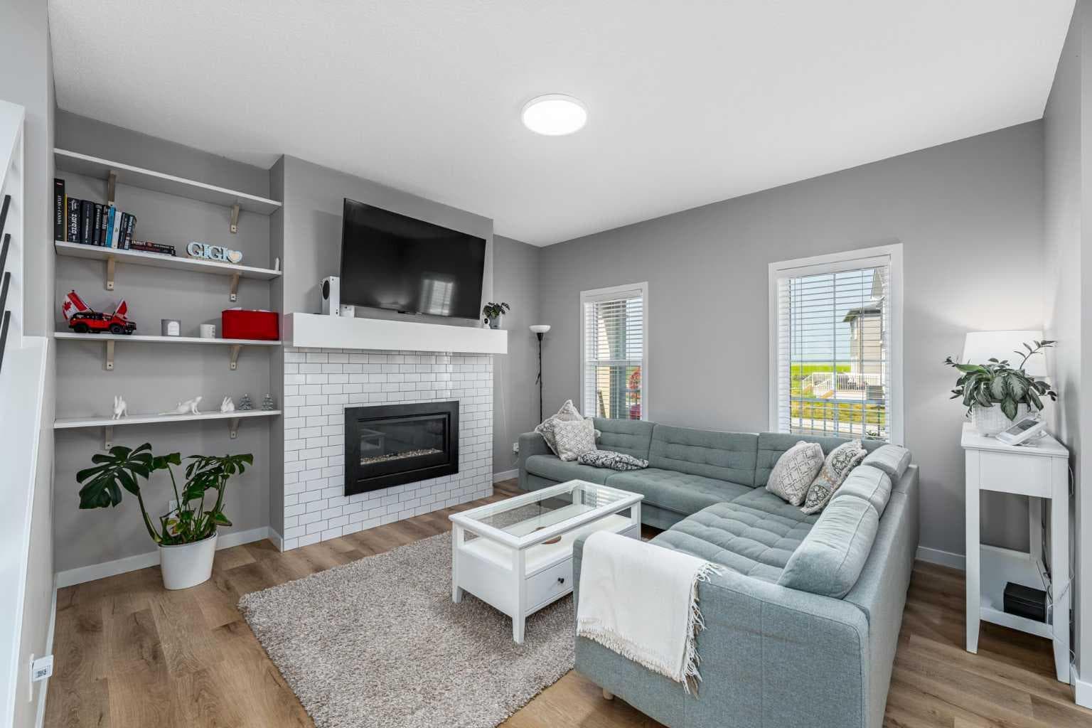 317 Ellen Park 