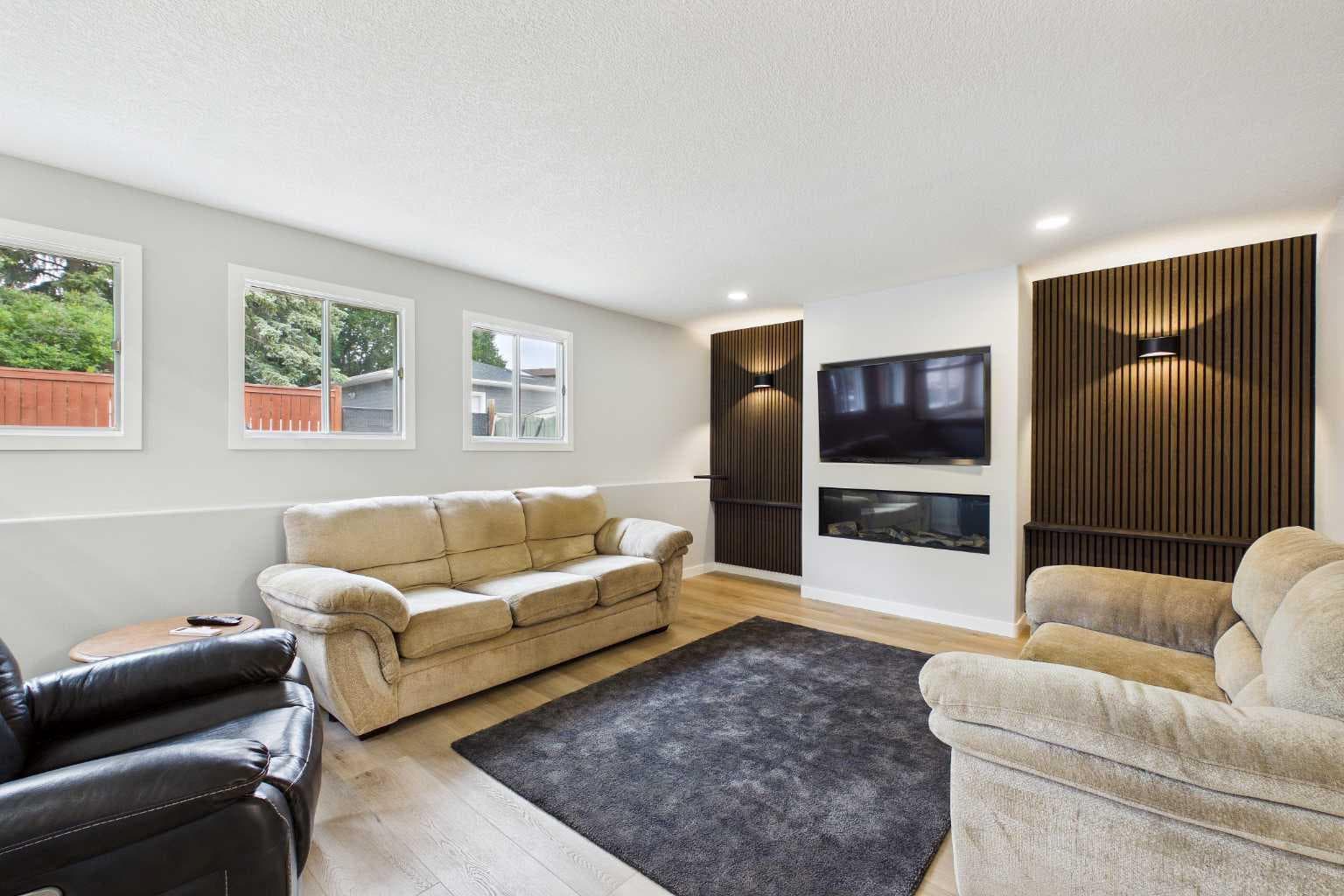 44 Woodbrook Place SW
