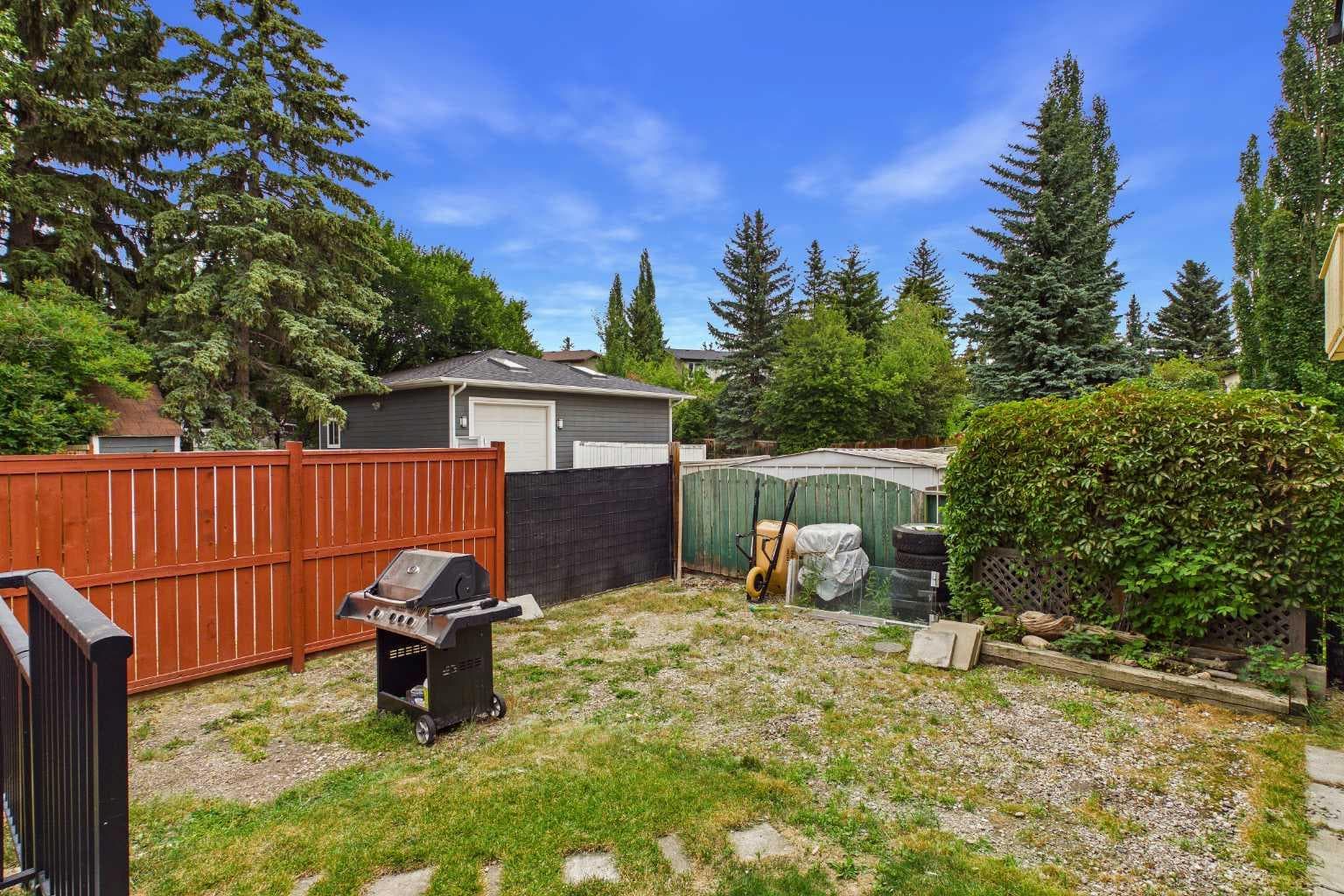 44 Woodbrook Place SW