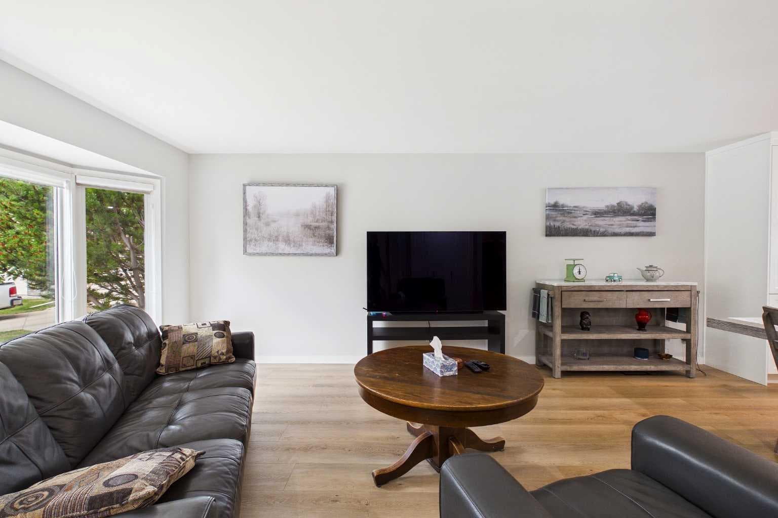 44 Woodbrook Place SW