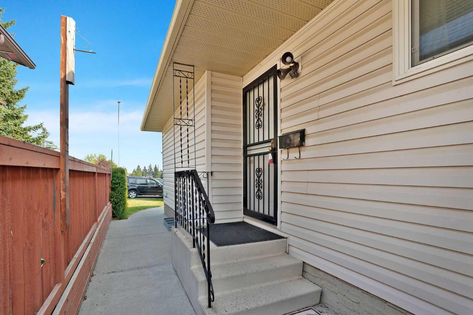 27 Bedridge Way NE