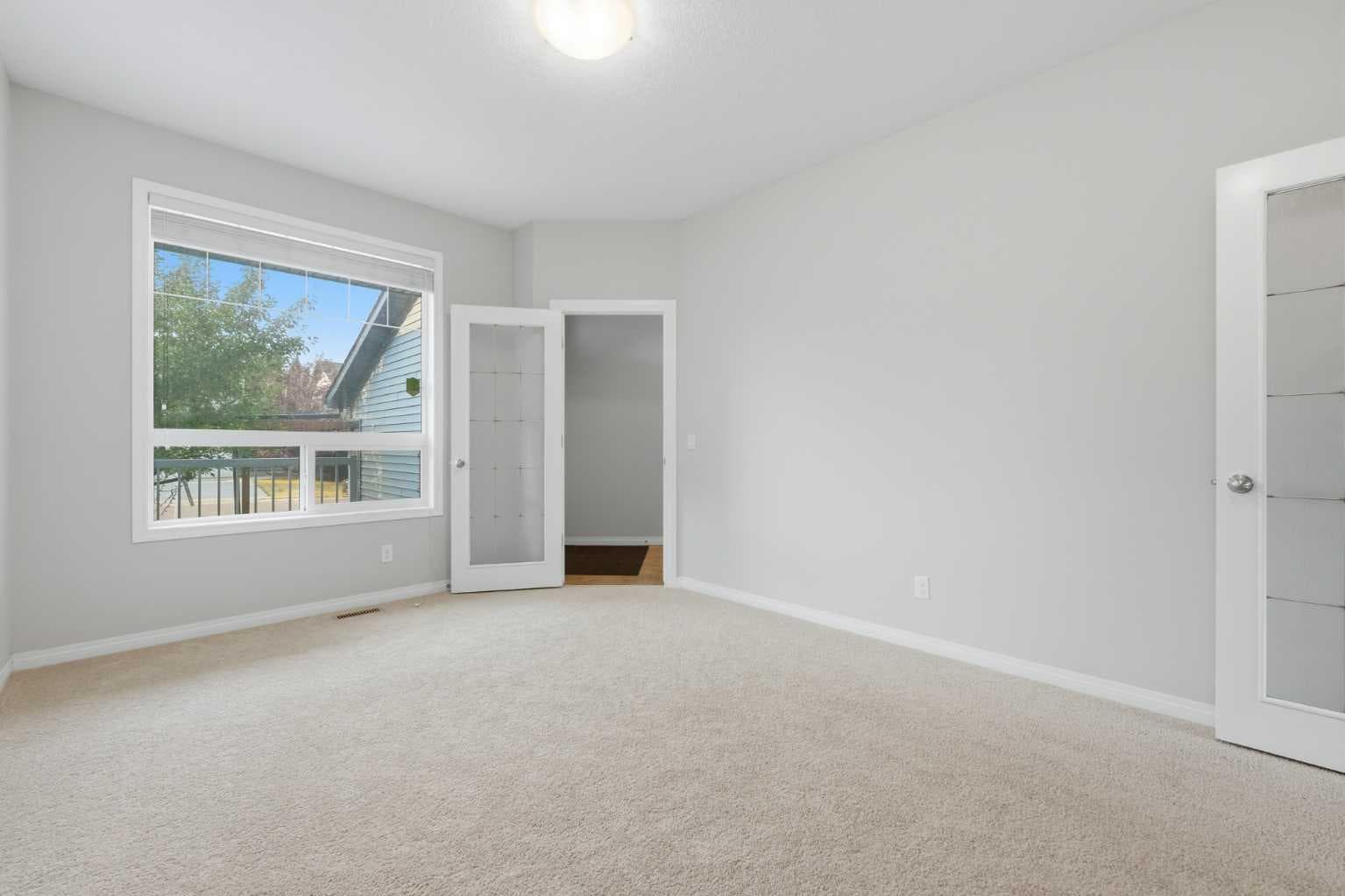 38 Silverado Skies Crescent SW