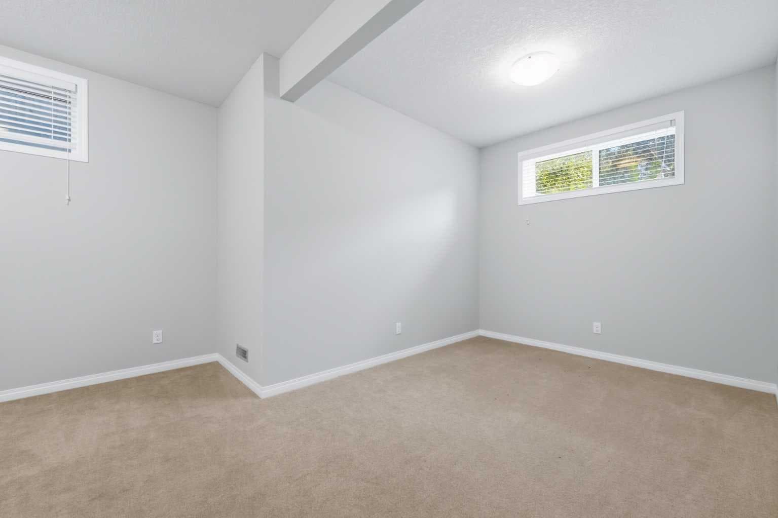 38 Silverado Skies Crescent SW