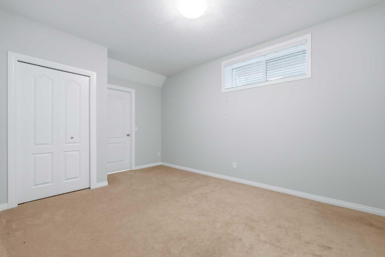 38 Silverado Skies Crescent SW