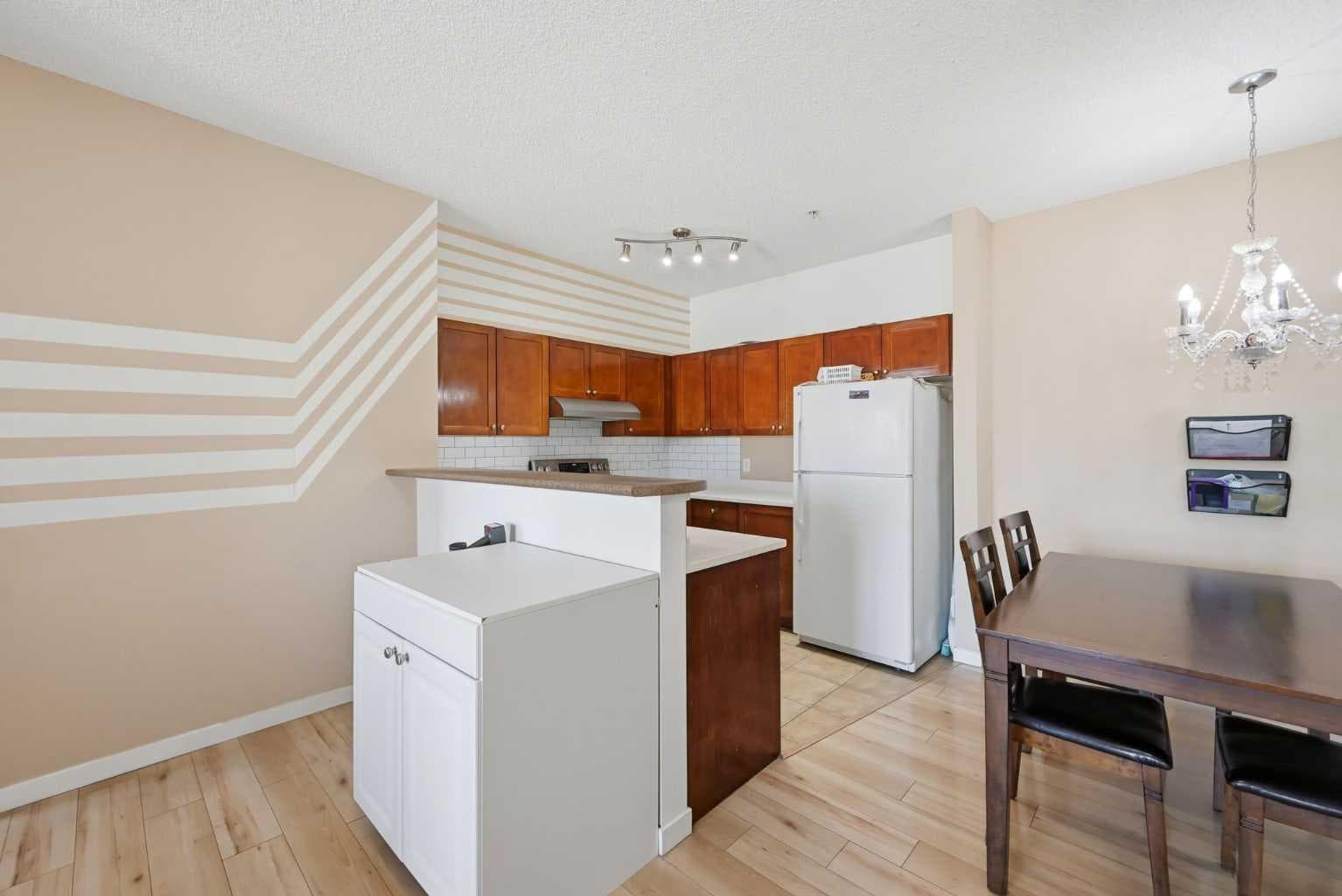 2206, 1140 Taradale Drive NE