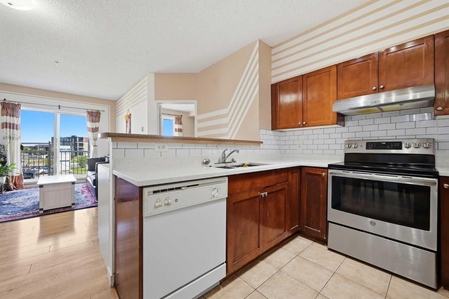 2206, 1140 Taradale Drive NE