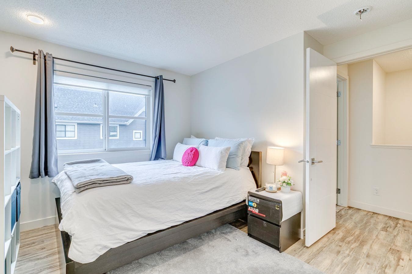 4301, 100 Walgrove Court SE