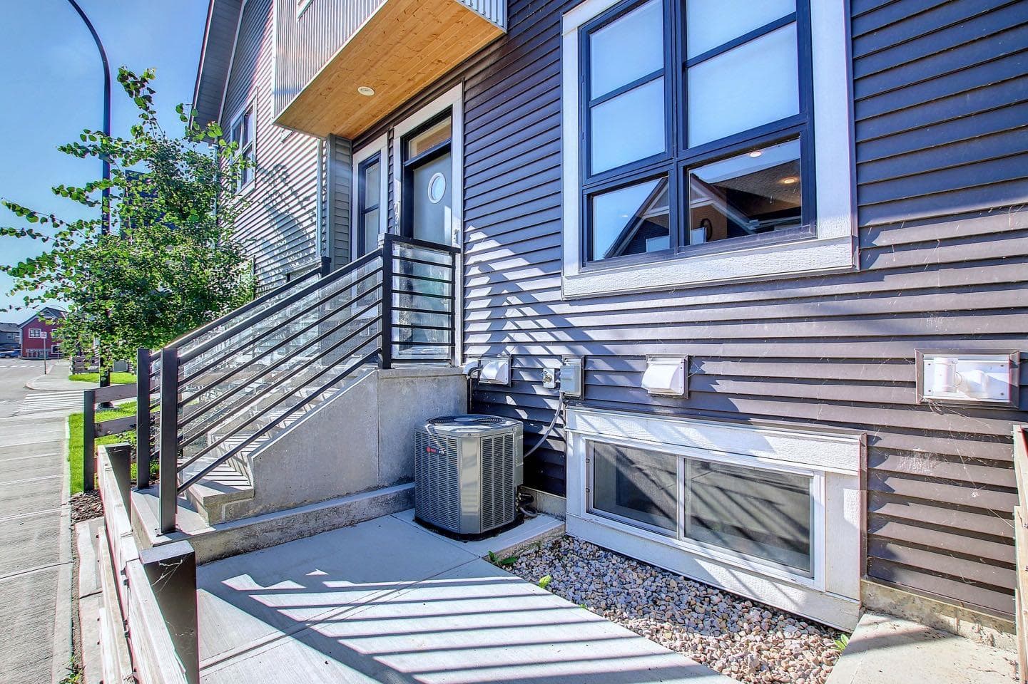 4301, 100 Walgrove Court SE