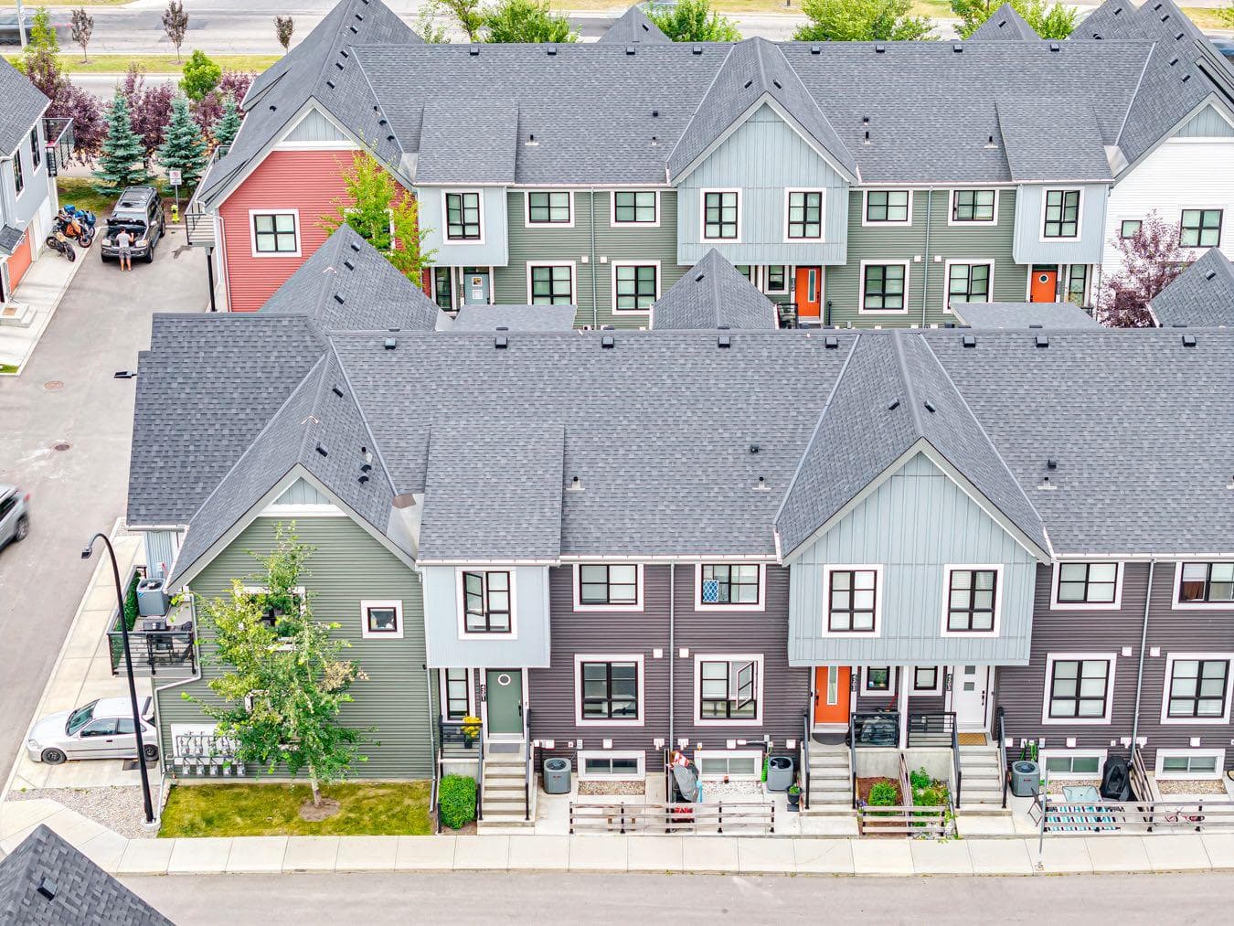 4301, 100 Walgrove Court SE