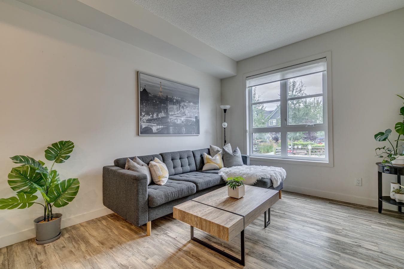4301, 100 Walgrove Court SE
