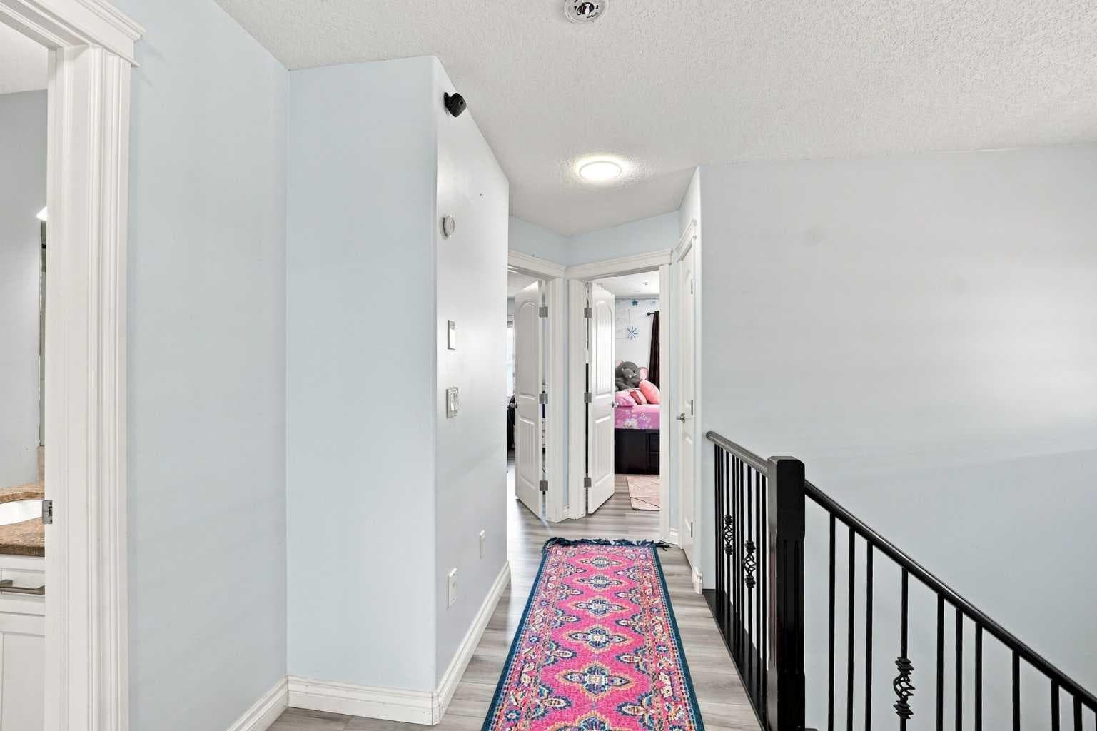 201 Saddlelake Drive NE