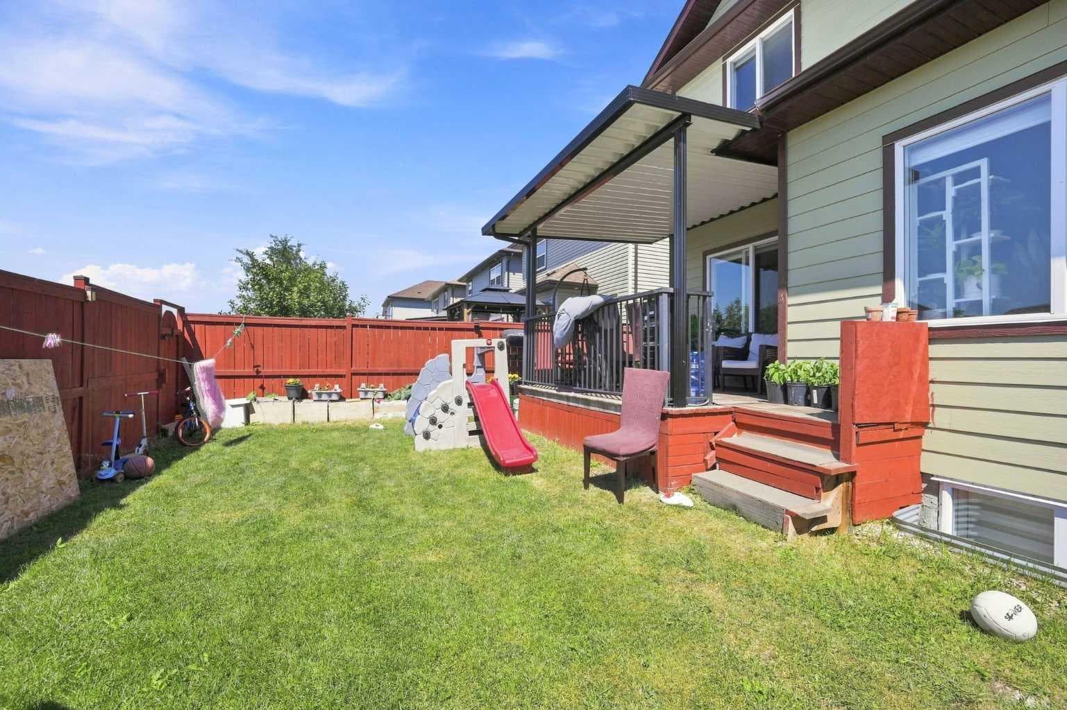 201 Saddlelake Drive NE