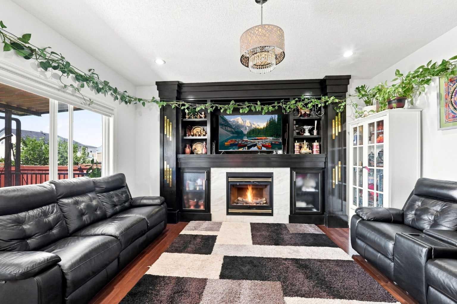 201 Saddlelake Drive NE