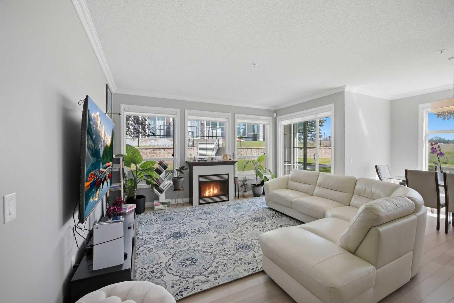 3137, 1010 Arbour Lake Road NW