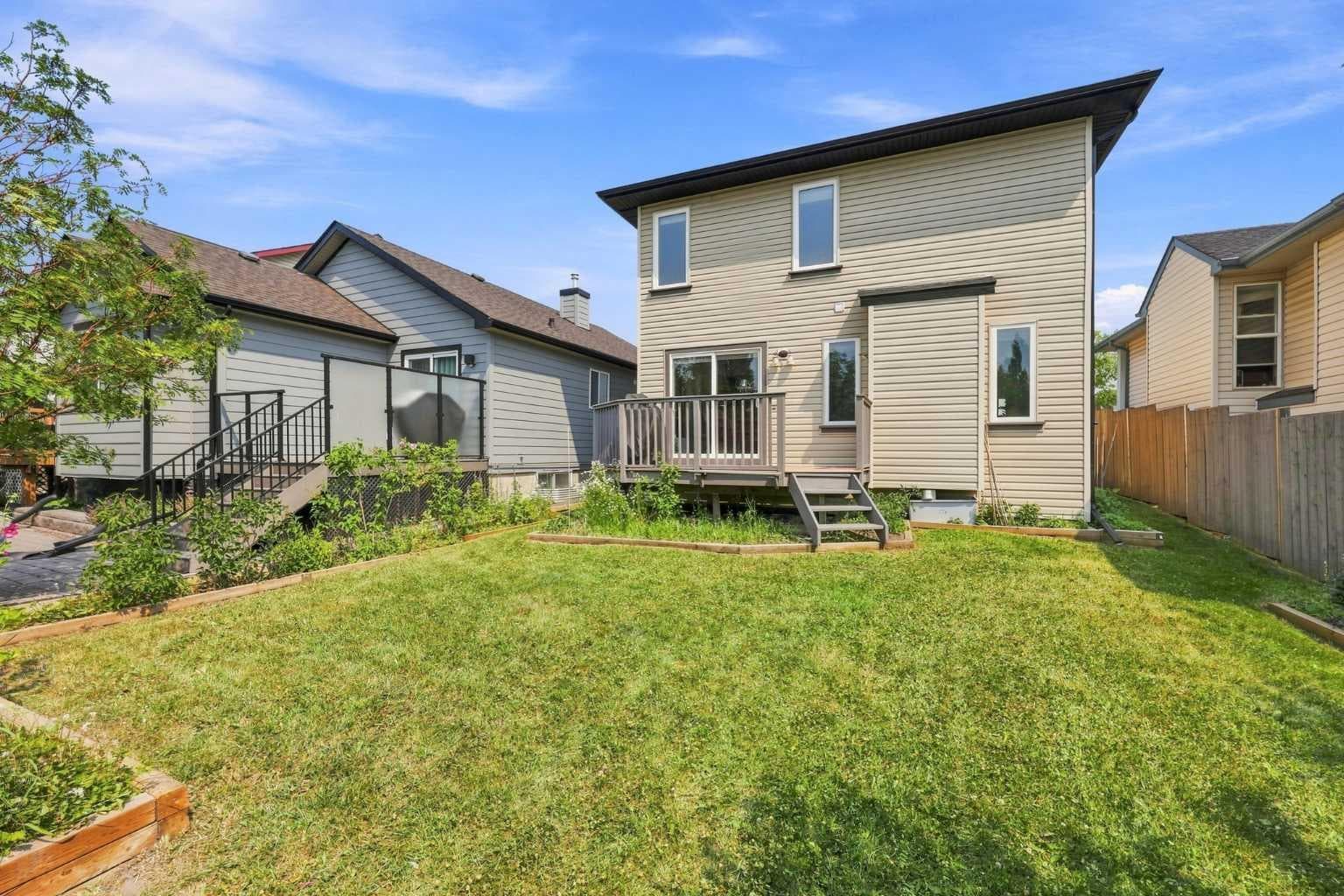 454 Millrise Square SW