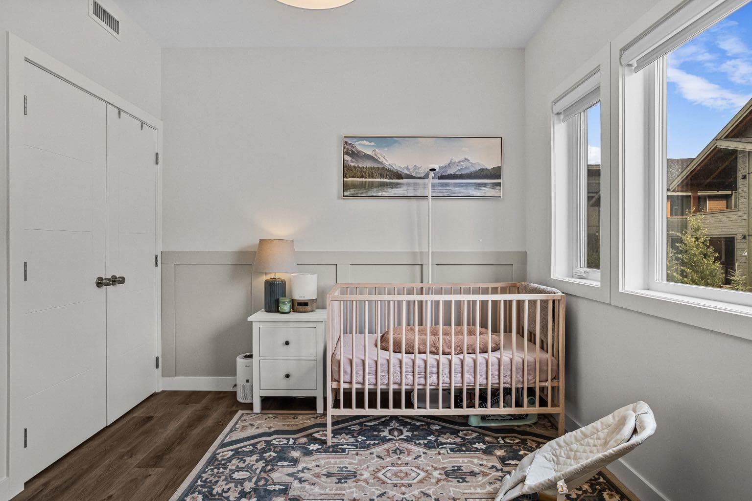 204i, 209 Stewart Creek Rise 